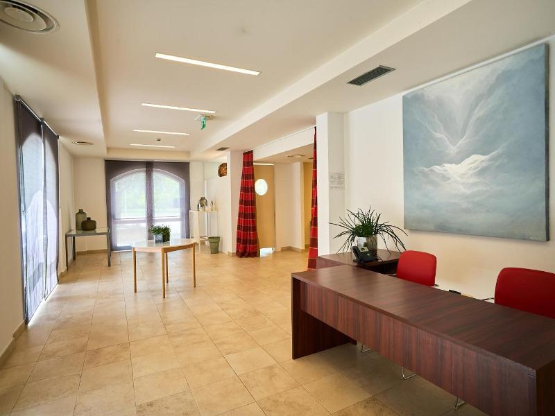 Delfina Palace Hotel image