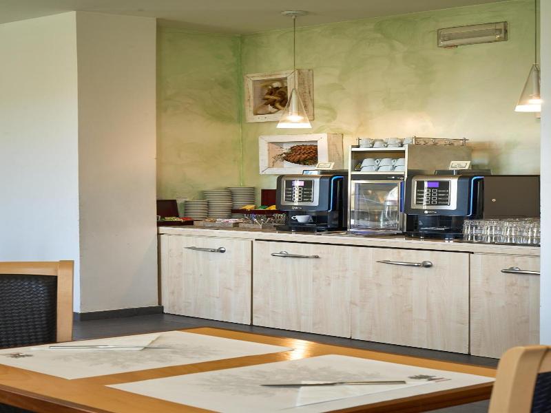 Delfina Palace Hotel image