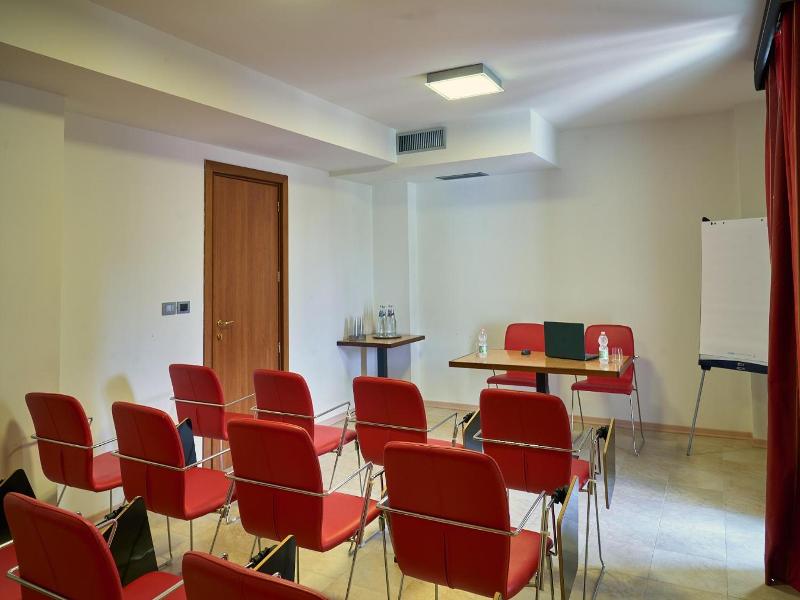 Delfina Palace Hotel image