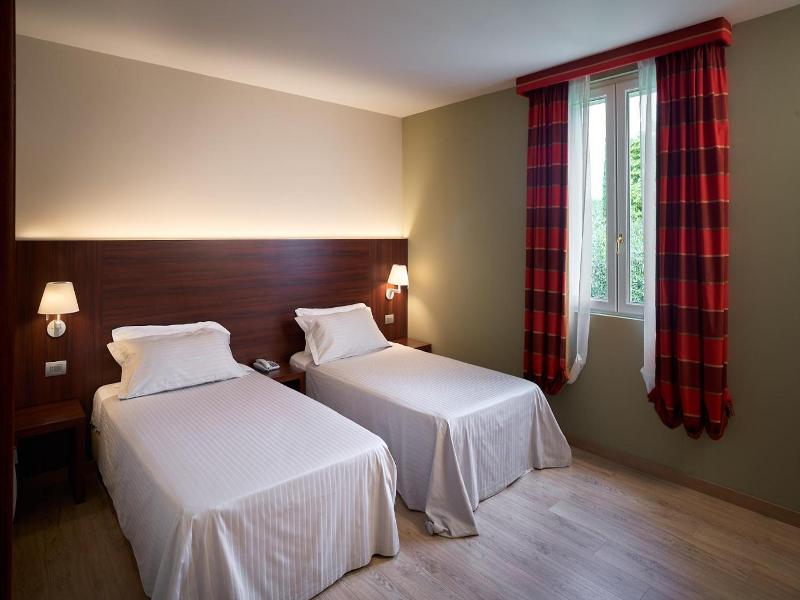 Delfina Palace Hotel image