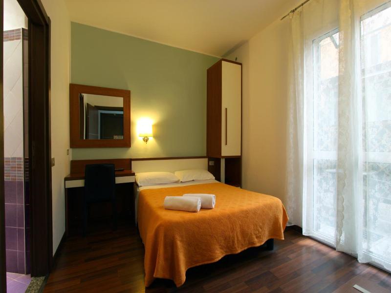 Lux Hotel Durante image