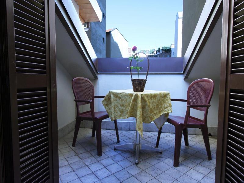 Lux Hotel Durante image
