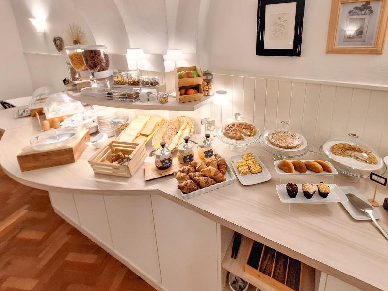 Hotel Lauri image