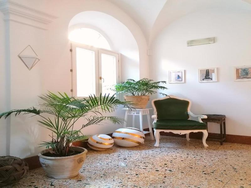 Hotel Lauri image