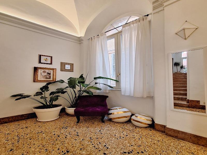 Hotel Lauri image