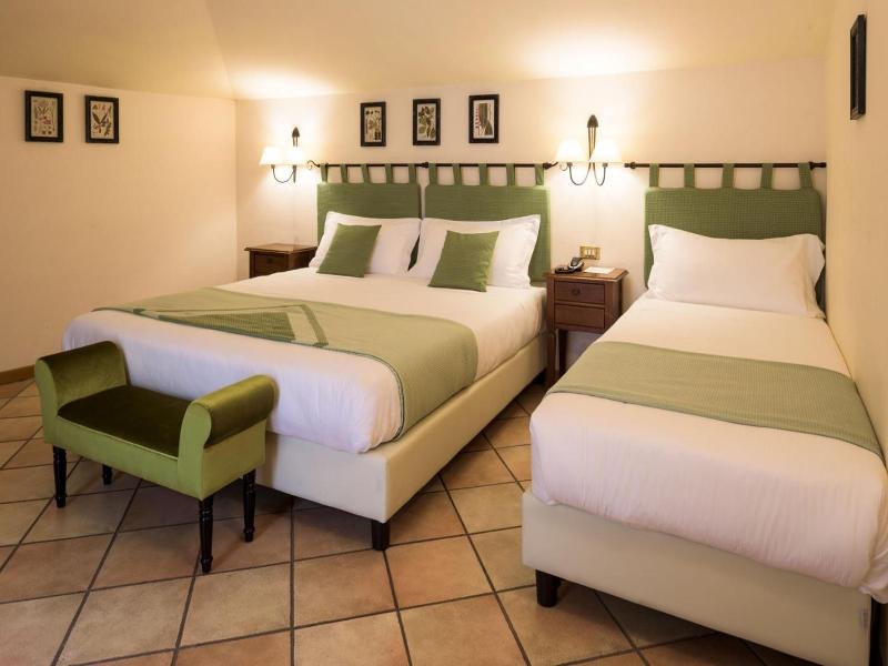 Hotel Lauri image