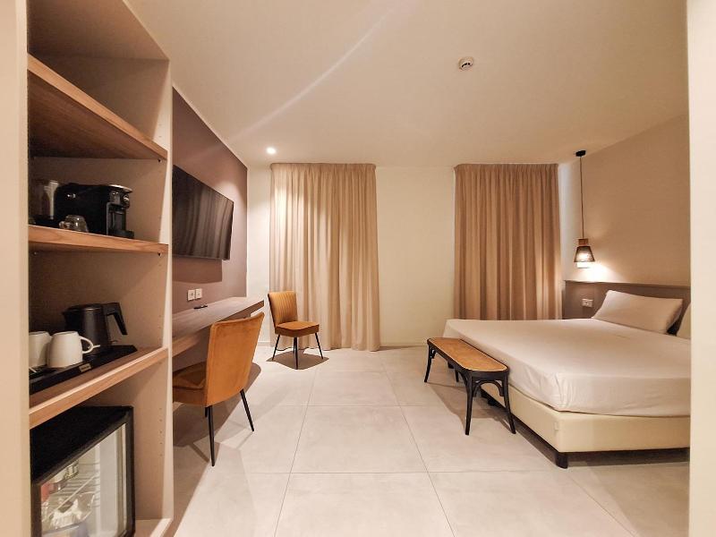Hotel Lauri image