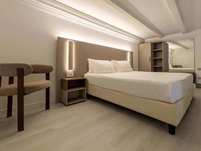 Hotel Lauri image