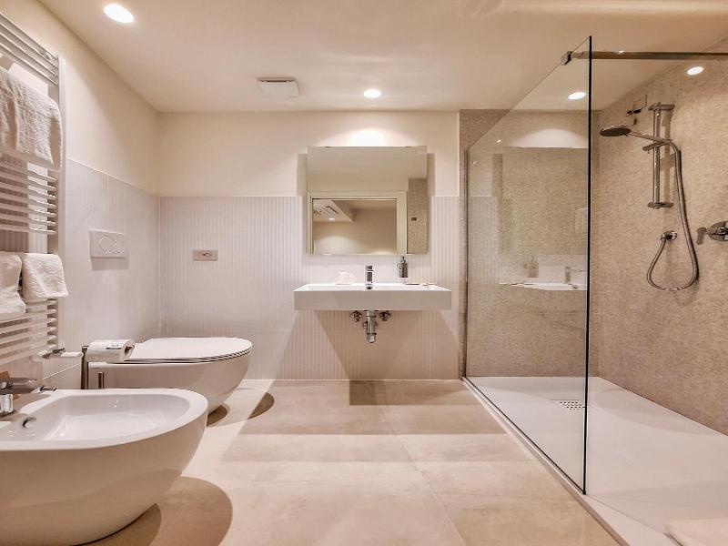 Hotel Lauri image