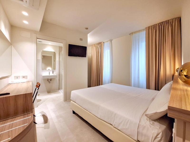 Hotel Lauri image
