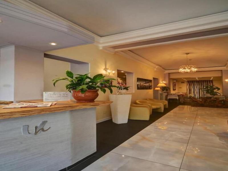 Hotel Universo image