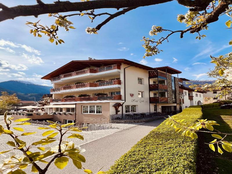 Hotel Tyrol