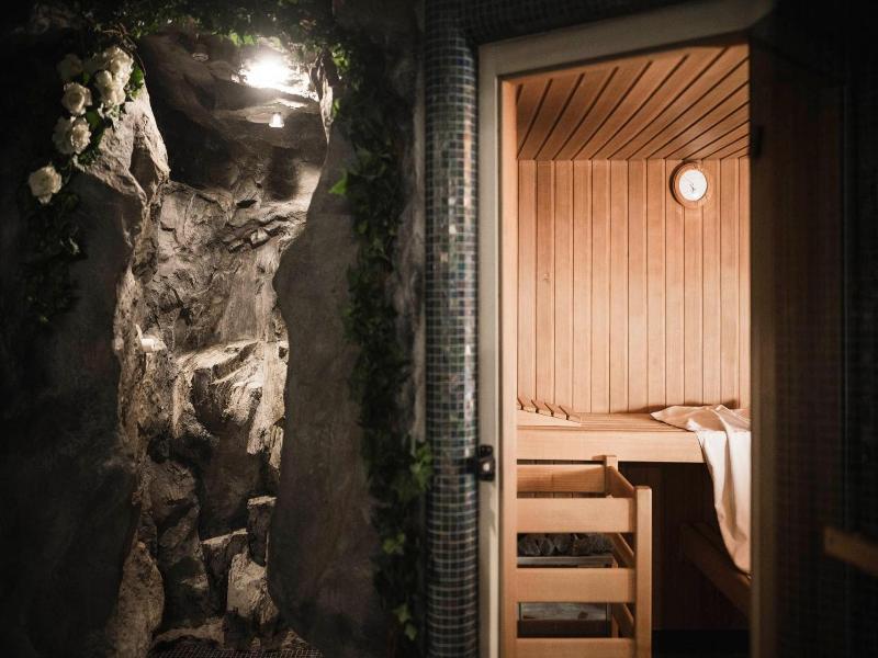 Hotel Tyrol image