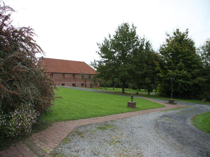 Hôtel Les Charmilles De Mormal image