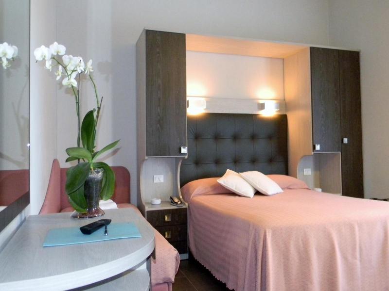 Hotel Parma Mare image