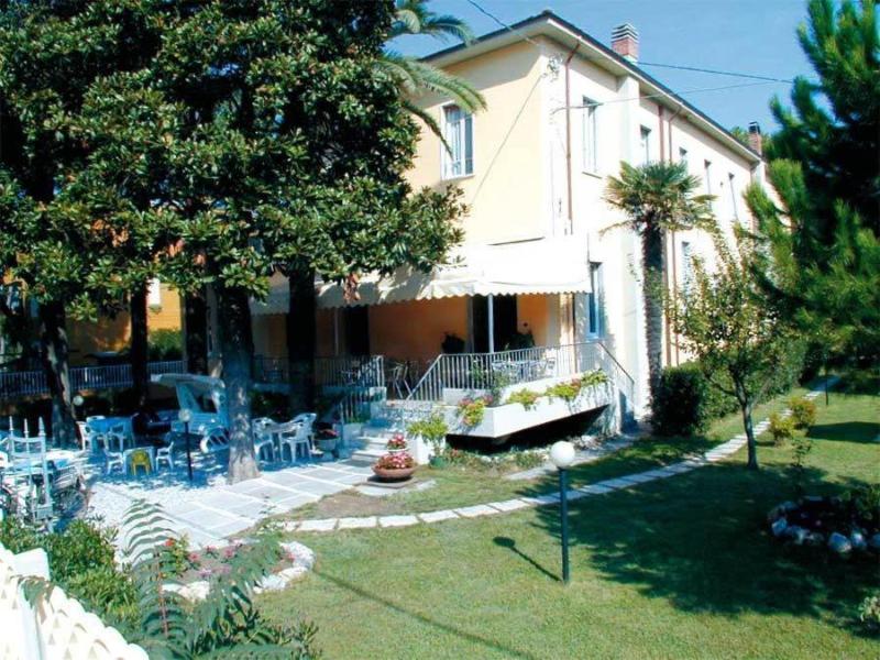 Hotel Parma Mare image