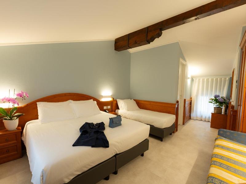 Hotel Locanda Al Pomo D'oro image
