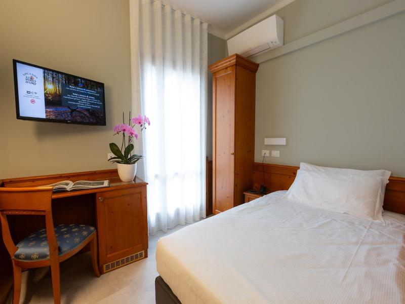 Hotel Locanda Al Pomo D'oro image