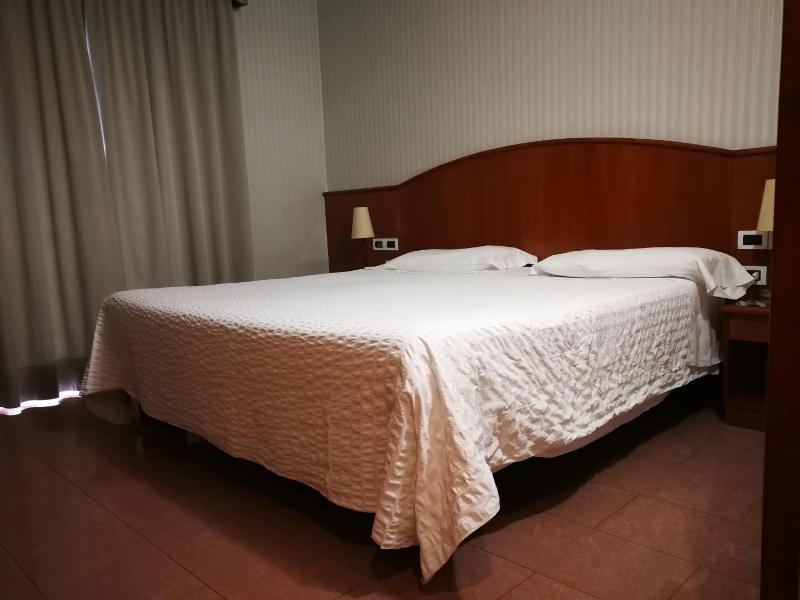 Hotel Willy image