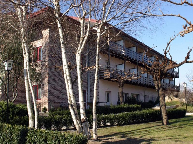 Hotel Willy image