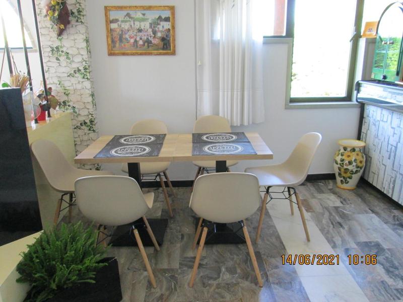 Hotel Tropical image