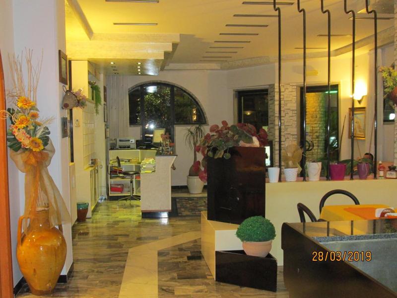Hotel Tropical image