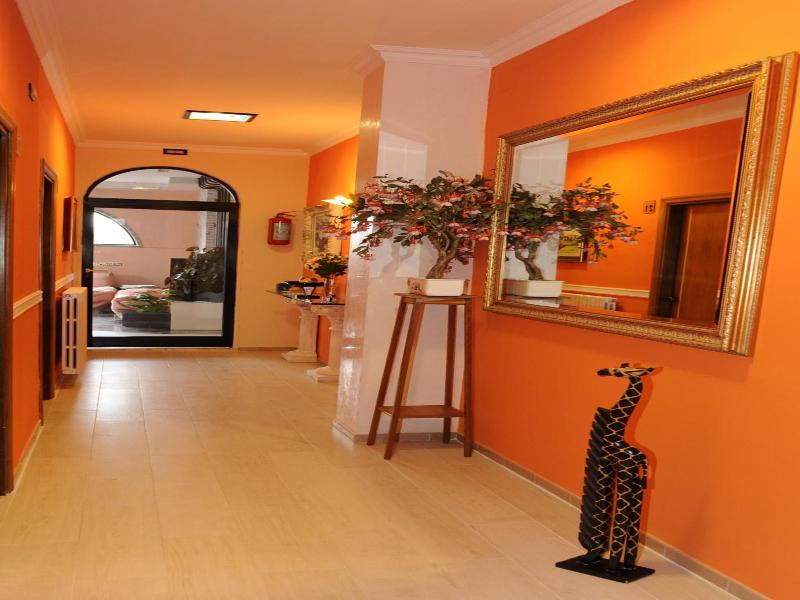 Hotel Tropical image