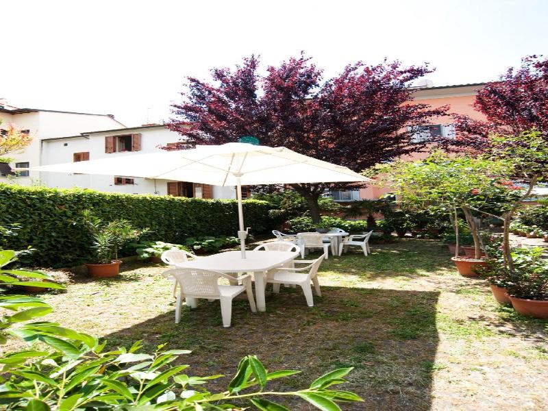 Hotel La Toscana image