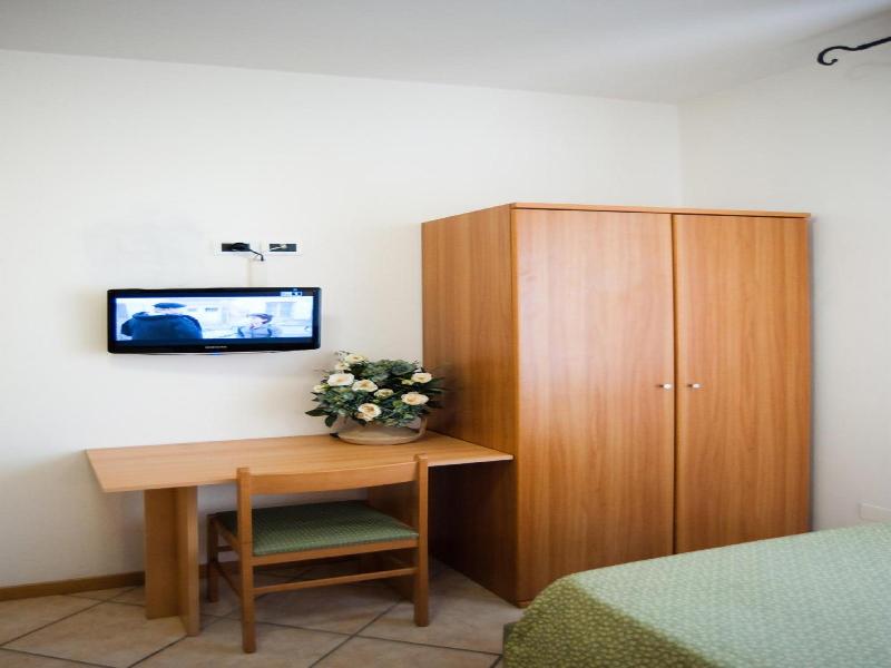 Hotel La Toscana image
