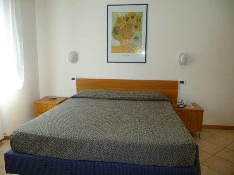 Hotel La Toscana image
