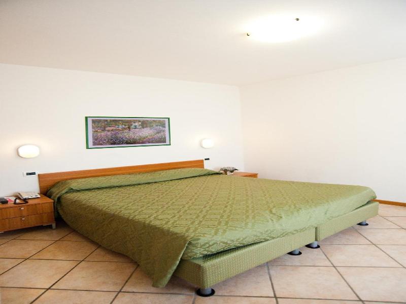 Hotel La Toscana image
