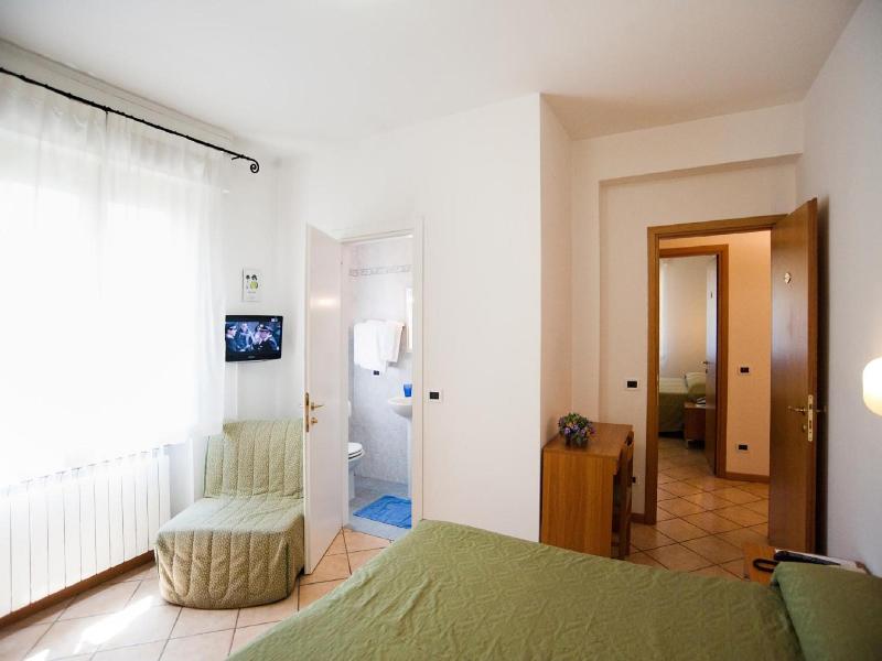 Hotel La Toscana image