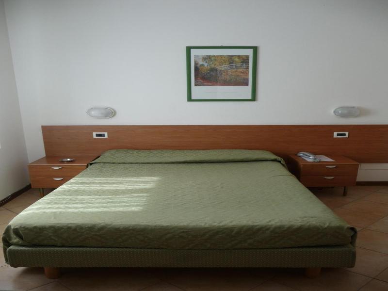 Hotel La Toscana image