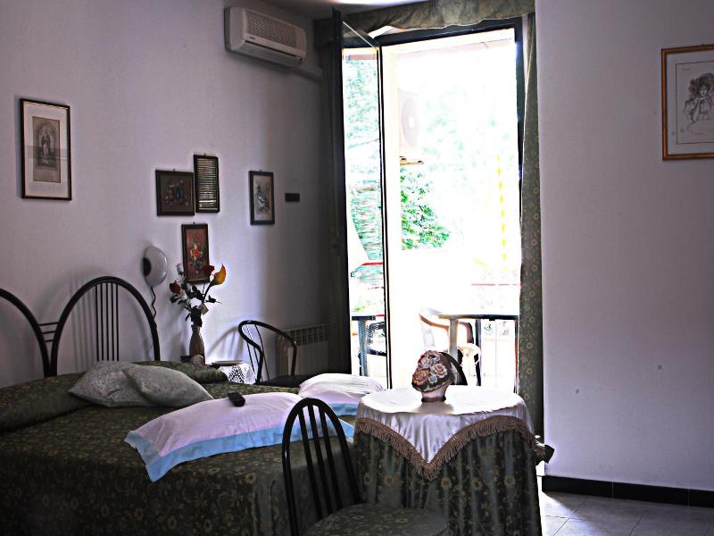 Hotel Ebe image