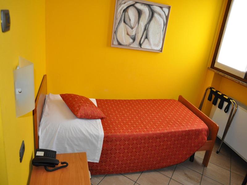 Hotel Mantova Sud image