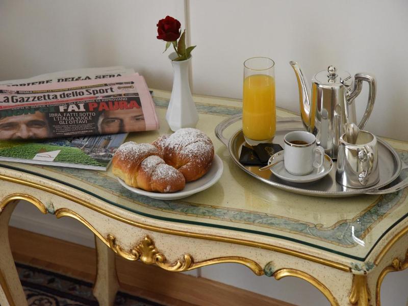 Hotel Livio image