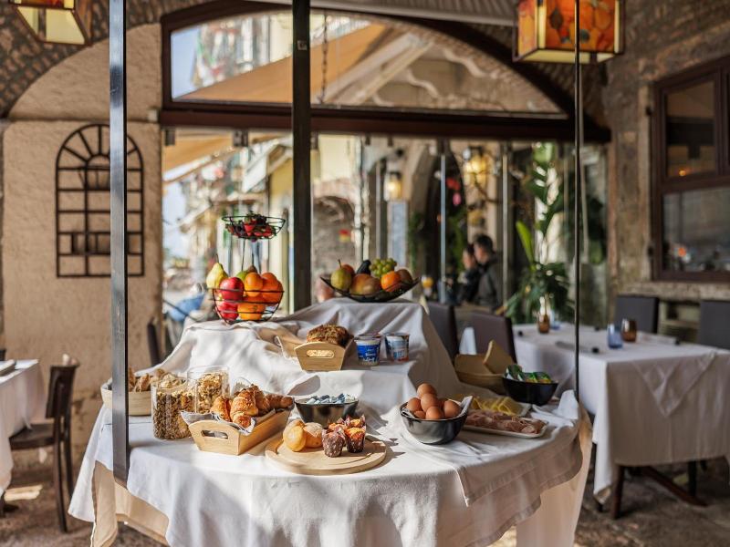 Hotel Alla Grotta image