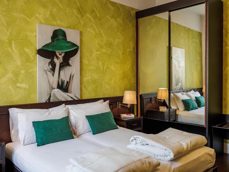 Hotel Alla Grotta image