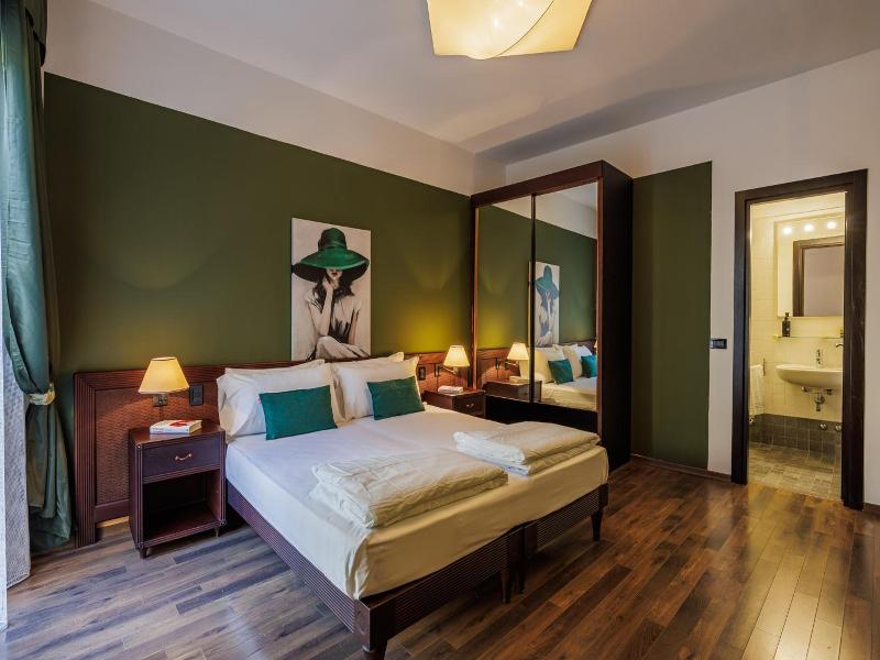 Hotel Alla Grotta image