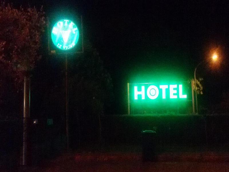 Hotel Le Vigne image