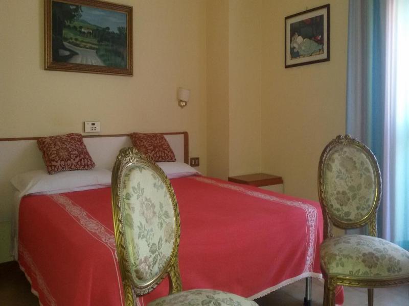 Hotel Le Vigne image