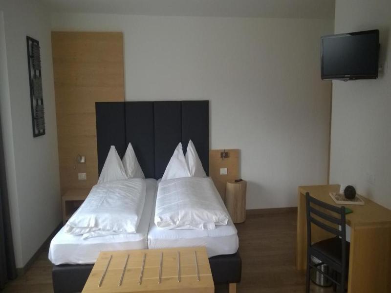 Guesthouse Dolomiten image