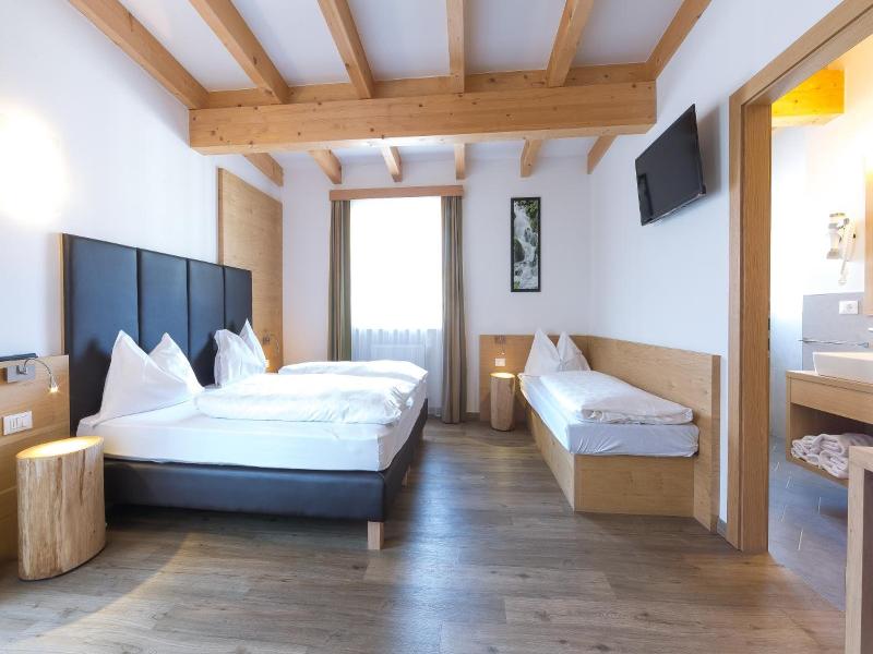 Guesthouse Dolomiten image