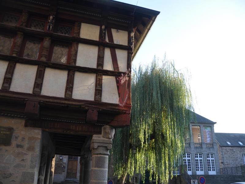 Cafe Hotel Du Theatre image