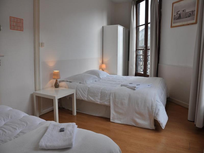 Cafe Hotel Du Theatre image