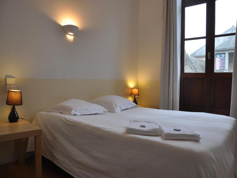 Cafe Hotel Du Theatre image