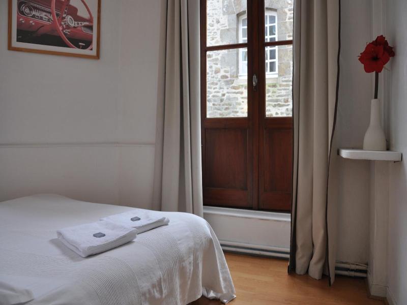 Cafe Hotel Du Theatre image