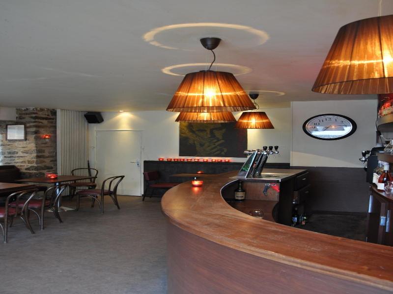 Cafe Hotel Du Theatre image