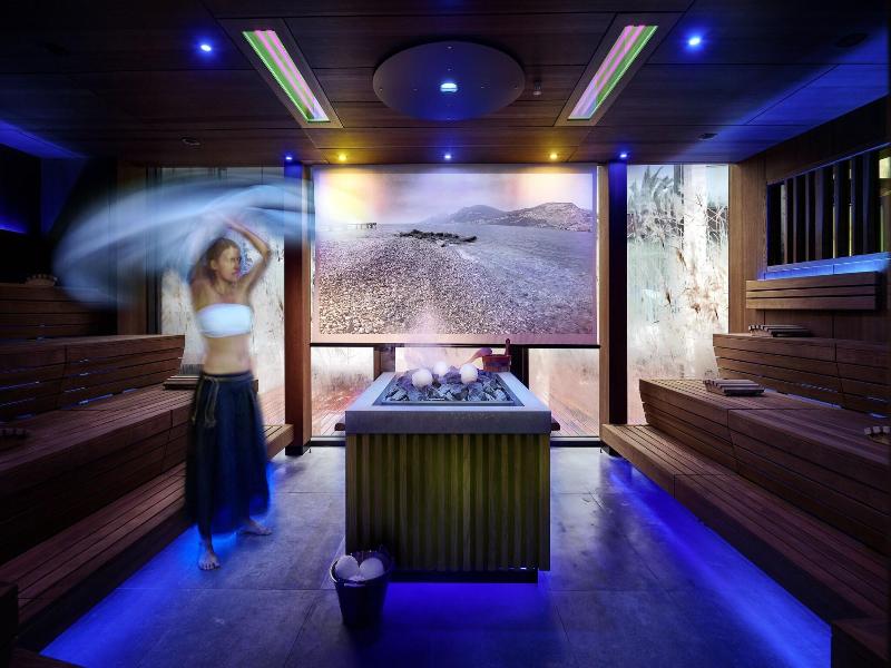 Quellenhof Luxury Resort Lazise image