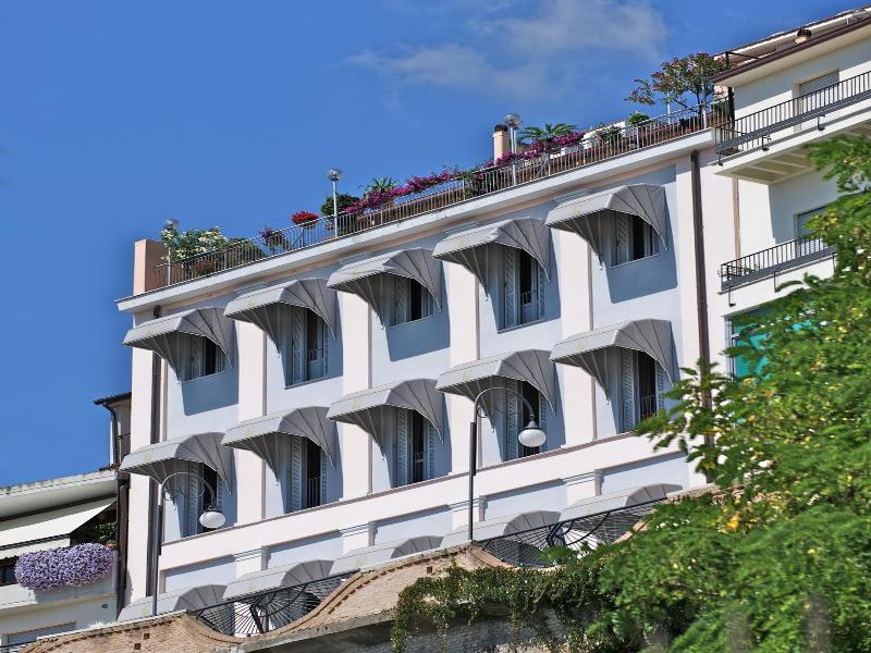 Hotel Ideale image